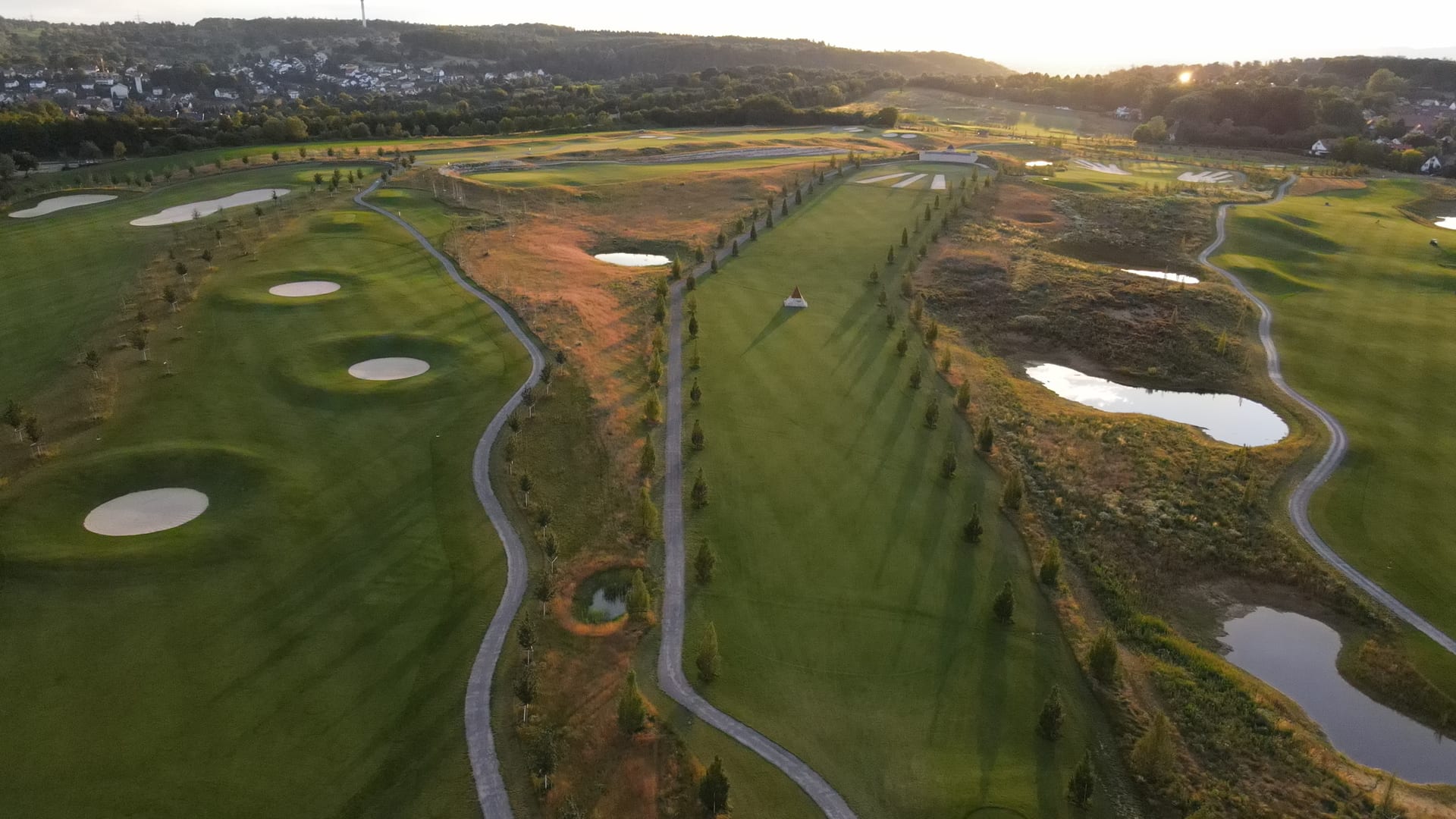 Golfpark Gut Batzenhof bei Sonnenuntergang